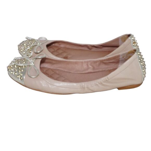 Vince Camuto Ferguson Gold Flats, Size 8.5 - Picture 5 of 8